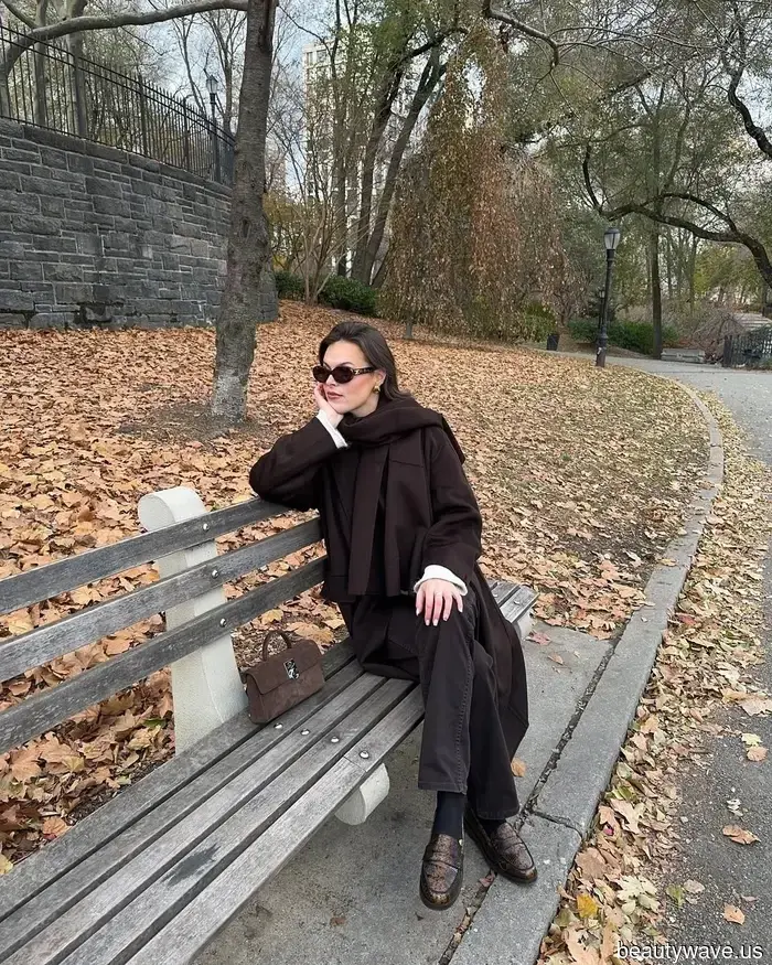 Es stellt sich heraus, dass schicke New Yorker gerade diese 5 Farbtrends über alles andere tragen.