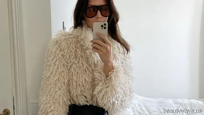 Wenn Sie diesen Winter weiße Jeans tragen möchten, tragen Sie sie bitte nur mit diesen Schuhen und dieser Jacke.