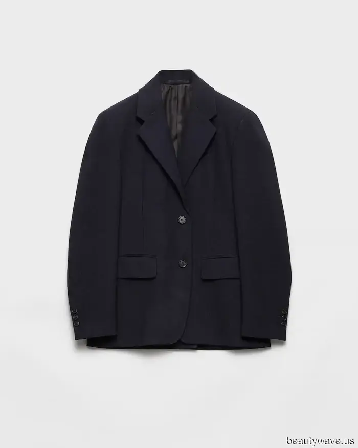 FYI: Esta es la forma más chic de llevar una falda en 2026