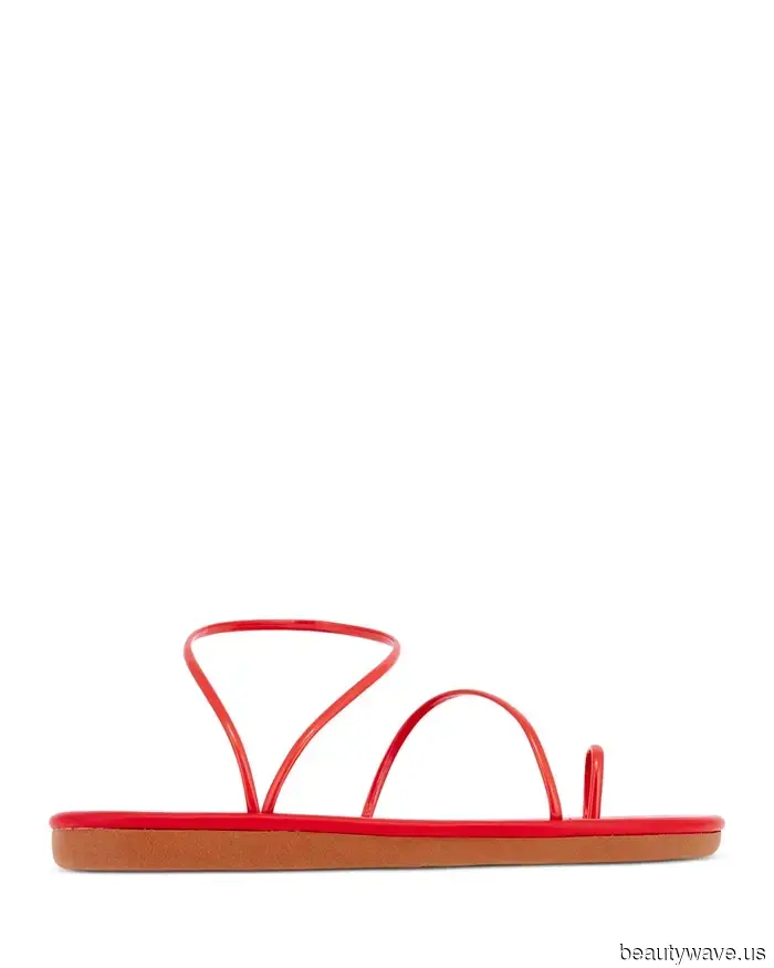 Es ist ein Fakt: Modeleute wählen diesen Sandalenfarbtrend über Schwarz, Weiß und Braun.