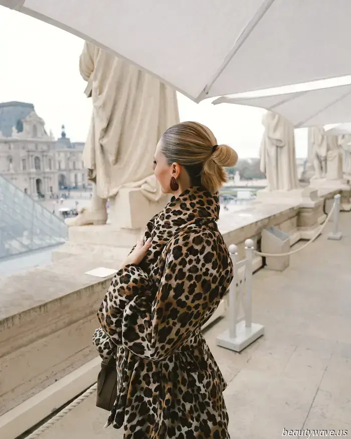 I just figured out that this is the way French girls manage to make their blonde hair appear so luxurious.
