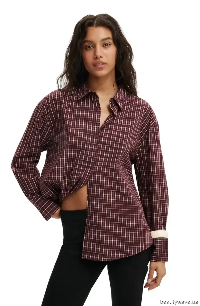 Llevar burdeos con negro es elegante, pero las celebridades con estilo en sus 50 años lo llevan con este color en su lugar.