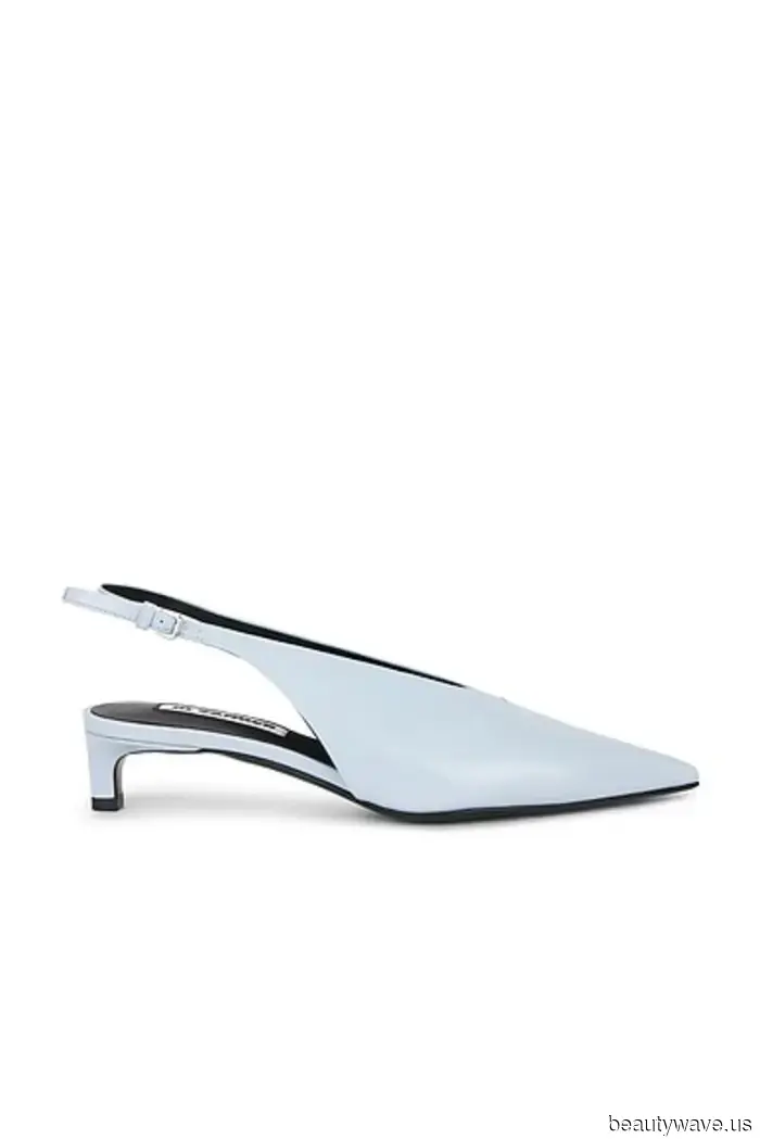 Se stai acquistando un nuovo paio di scarpe, scegli un paio in uno di questi 5 colori di tendenza.