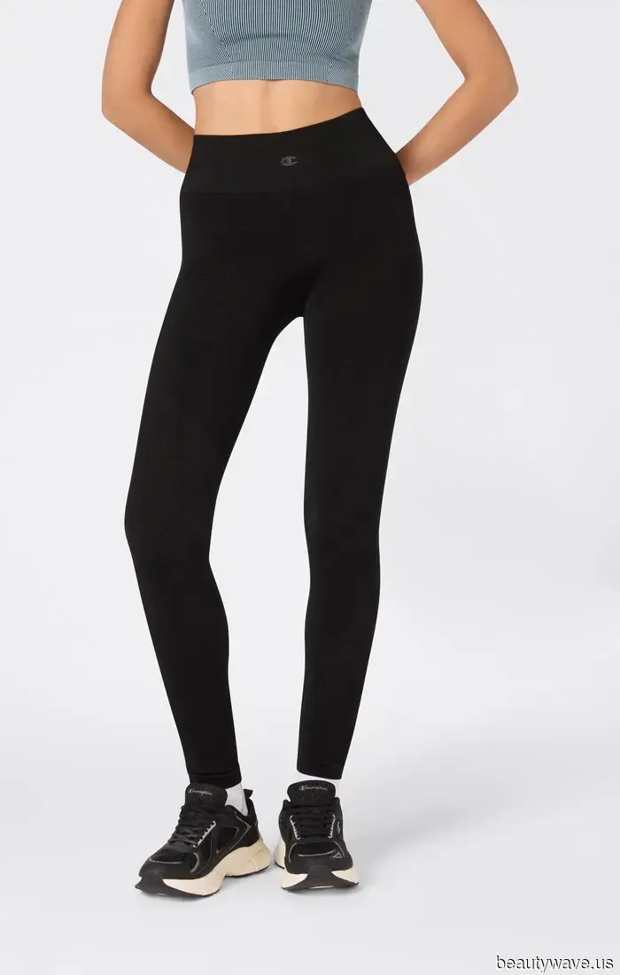 Kendall acaba de opinar&mdash;Si quieres usar leggings esta temporada, combínalos con este entrenador clásico.