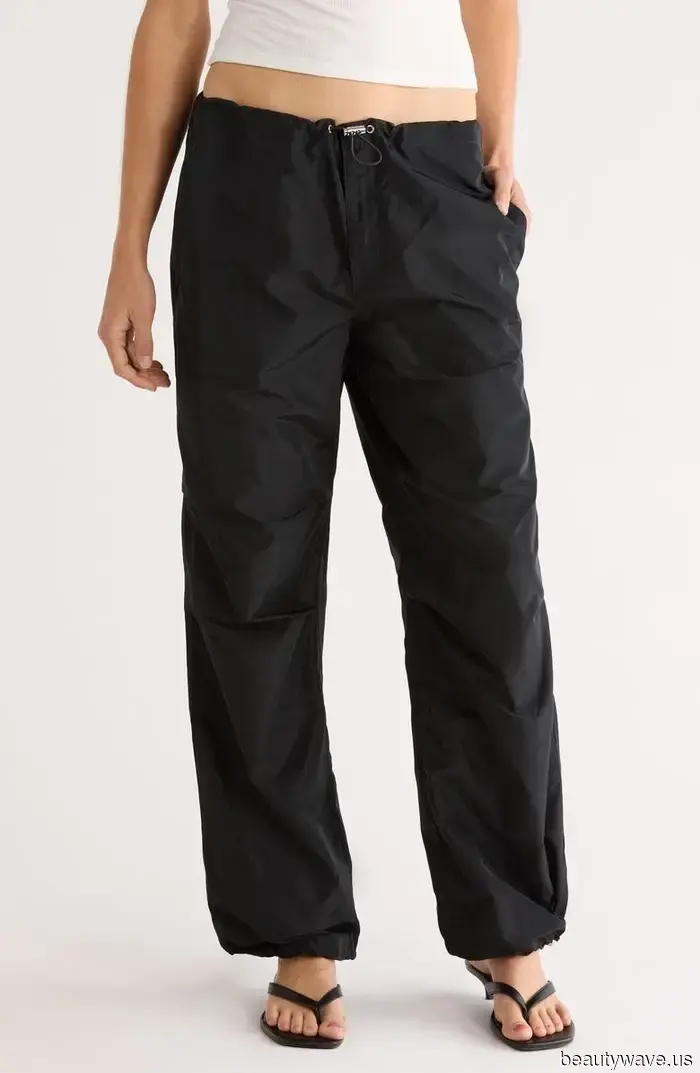 It Girls Have Consensus: This Is the Trendy 2026 Alternative to Last Summer's Classic Silk Pants.