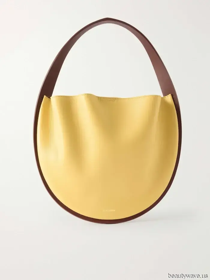 Forget about black totes—fashion experts are embracing these Spring bag color trends for 2026.