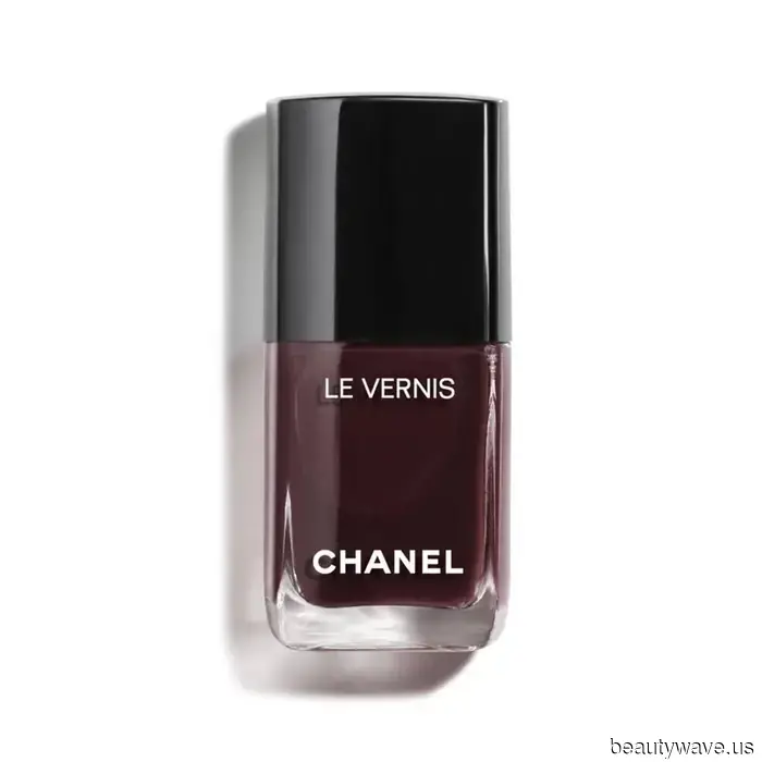 Un destacado manicurista me acaba de decir que estas 6 tendencias de uñas siempre estarán de moda.