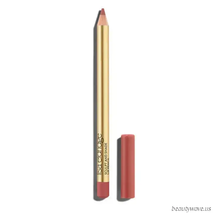 Acabo de pedirle a una maquilladora que me mostrara cómo aplicar el delineador de labios correctamente — esto es lo que aprendí.