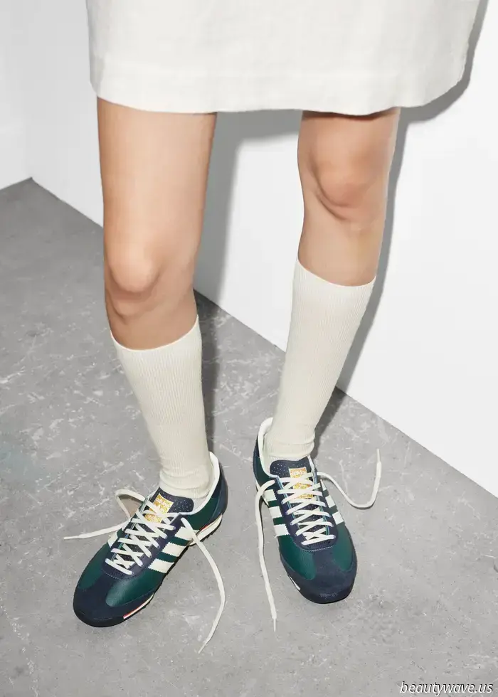 Neither a Nike nor an Adidas—this is the trainer trend that everyone is currently paying attention to.
