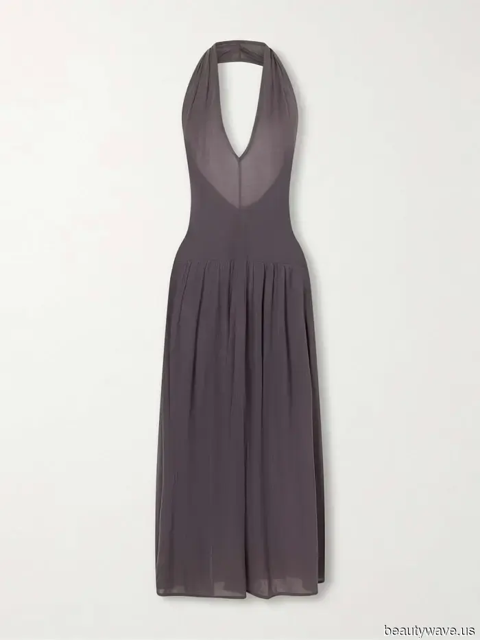 I Find Black Uninspiring—Trendy Londoners Are Choosing These 7 Elegant Colors Instead.