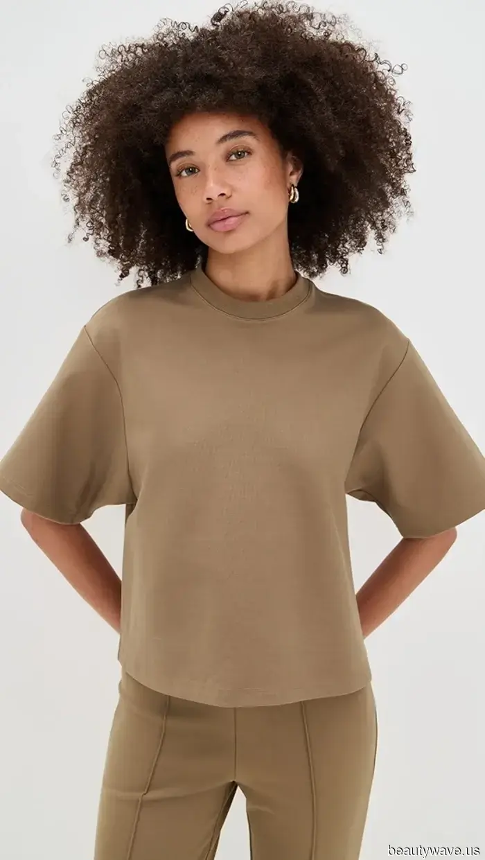 15 Chic Lounge Sets for All Your Holiday Travel Essentials