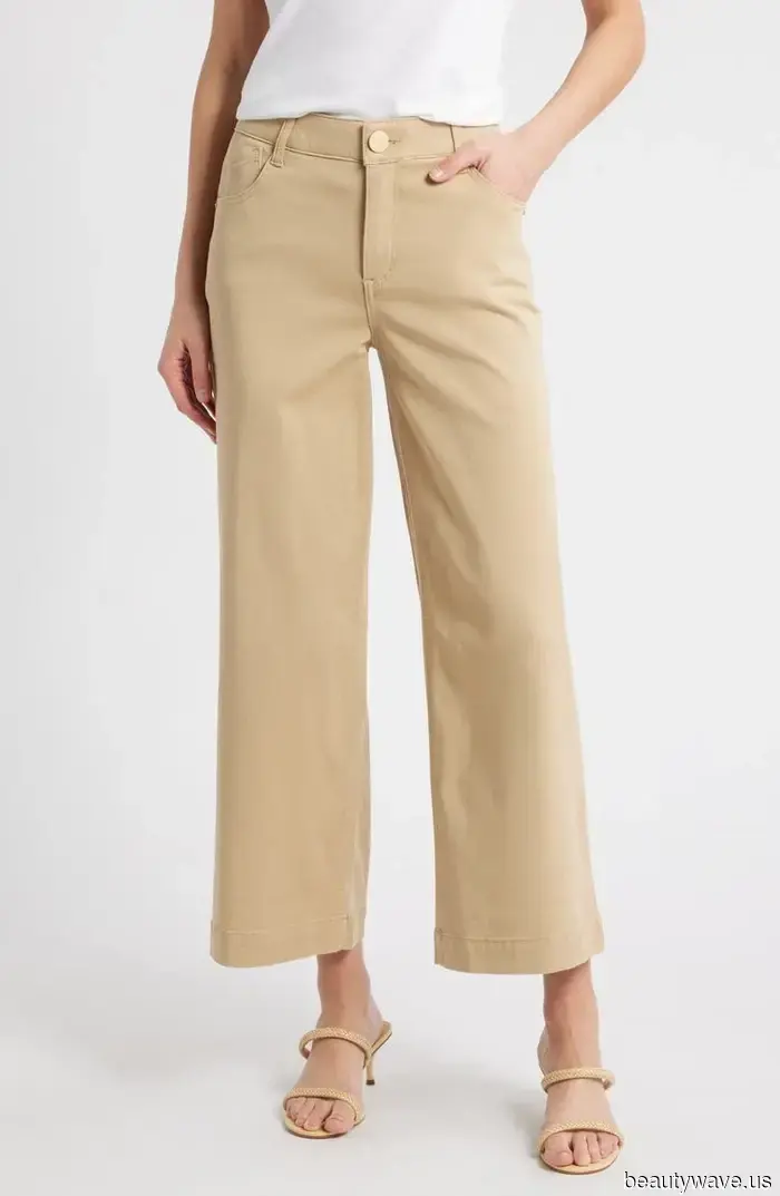 Jennifer Aniston's 1999 airport outfit formula continues to be favored by the most stylish travelers at LAX, CPH, and CDG.