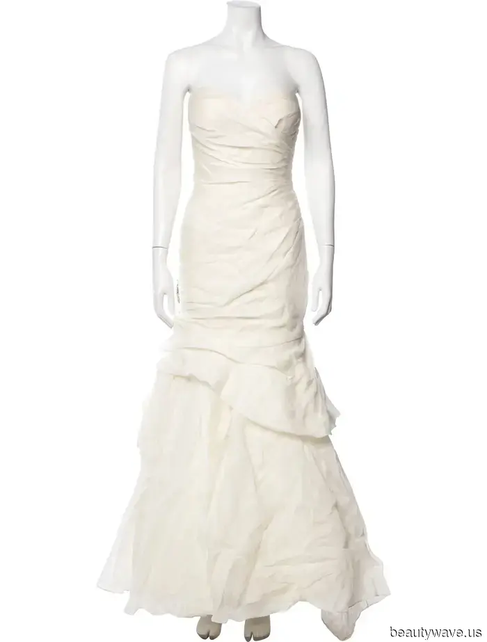 Here are the Leading Vintage Wedding Dress Brands of 2026, as Recommended by Experts.