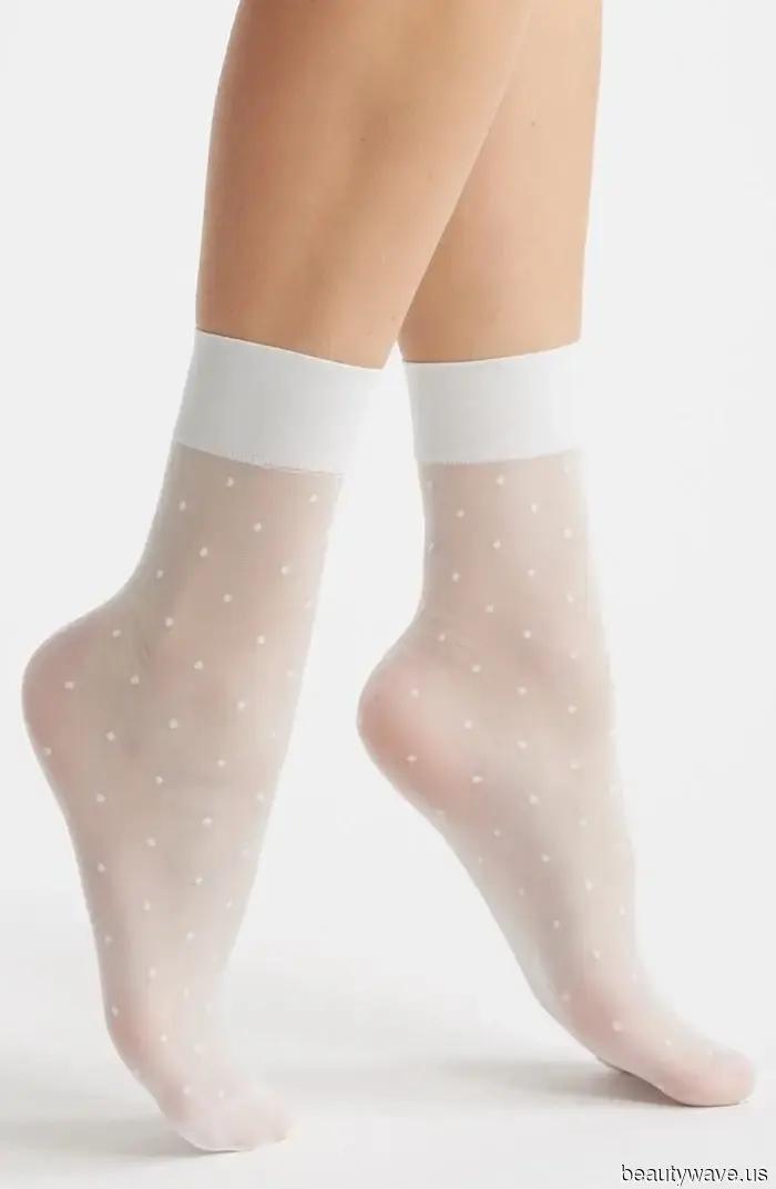 Если бы стильная французская женщина делала покупки на распродаже в Nordstrom в конце сезона, вот 35 товаров, которые она добавила бы в свою корзину.