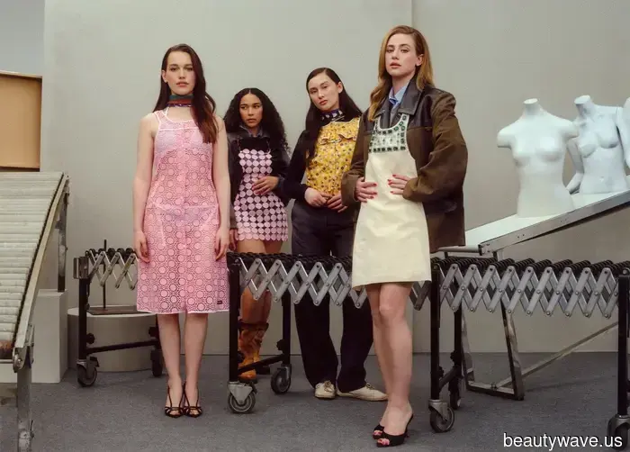 Le donne dei frutti proibiti stanno riscrivendo il Vangelo dell'infanzia femminile