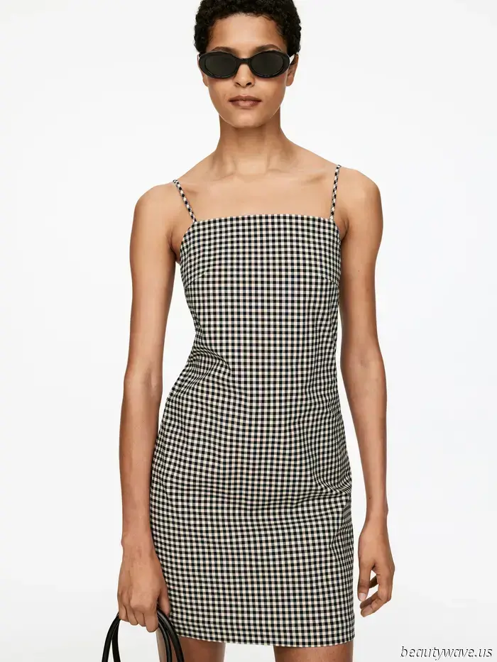Improvvisamente, tutte le donne più eleganti che conosco scelgono un vestito estivo con questa stampa carina