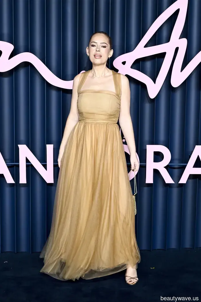 Алекса! Сиенна!&mdash;Самые потрясающие образы с красной дорожки Fashion Awards