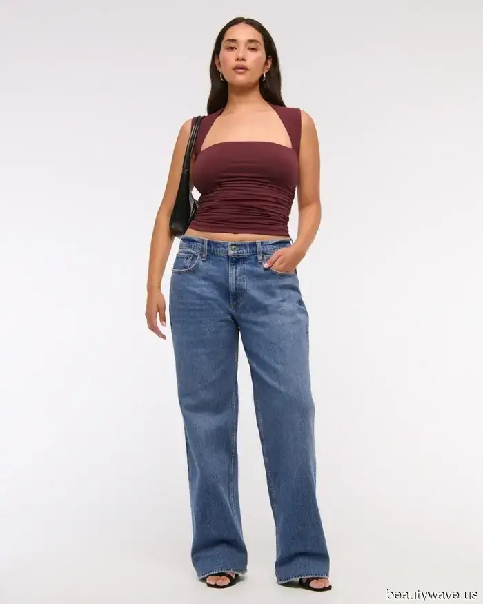 Ja, Loafers sehen gut zu Hosen aus, aber Pariser wissen, dass sie mit Jeans noch schicker aussehen&mdash;diese Looks beweisen es.