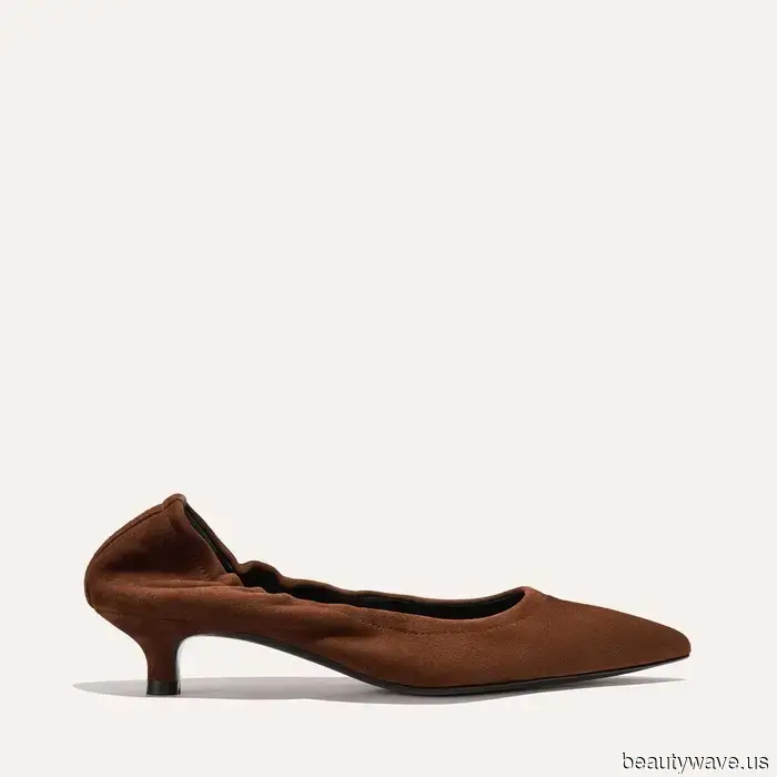 Combining these shoes with long, loose-fitting shorts makes them dramatically more flattering.
