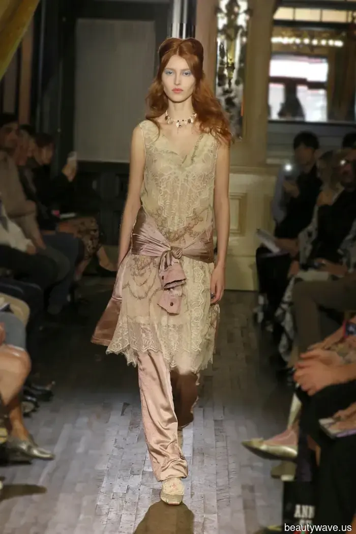 Im Inneren des kreativen Geistes der legendären Designerin Anna Sui