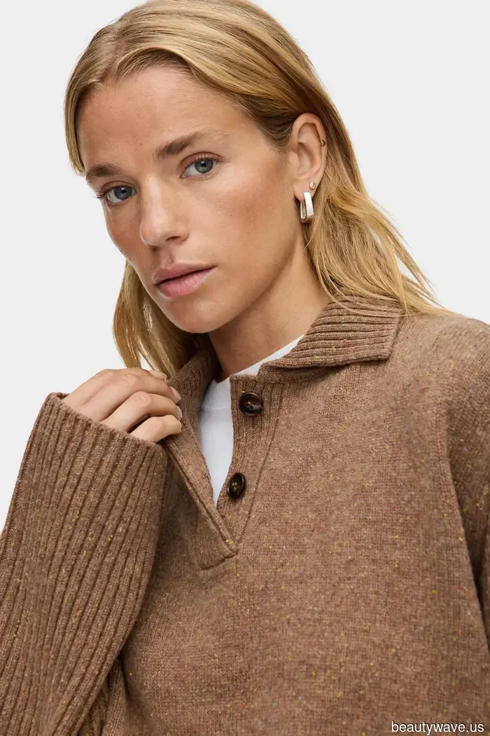 In my opinion, your winter capsule wardrobe is missing a V-neck jumper—check out these 17 top options.