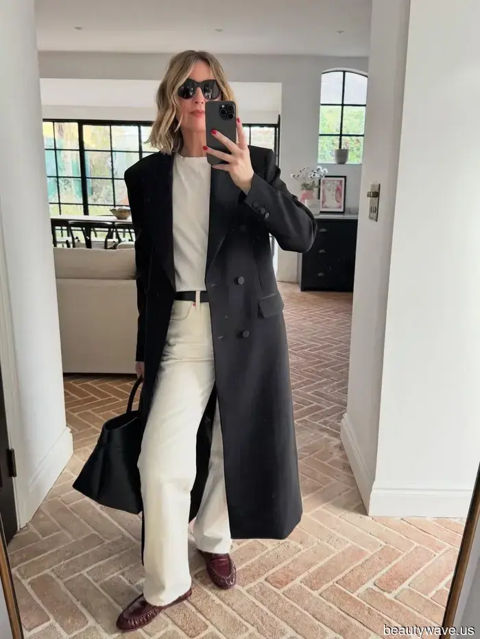 5 Stylish Ways to Style Autumn's Favorite Jeans and Loafers Combination