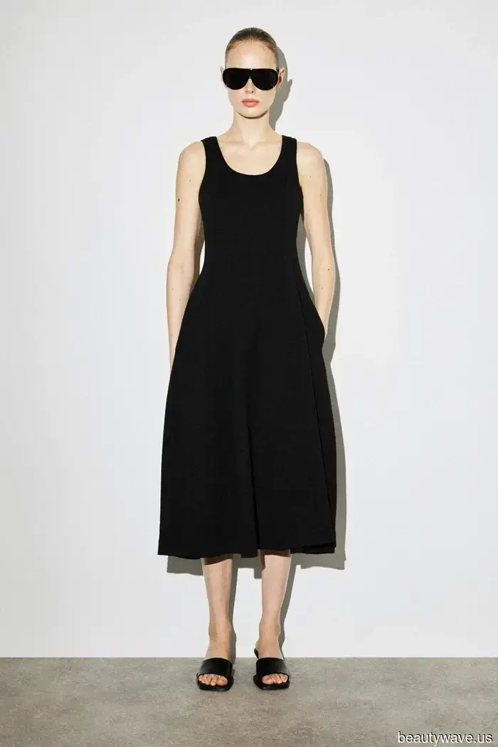 Surprise! These Stunning COS Products Are Now Up to 50% Off!
