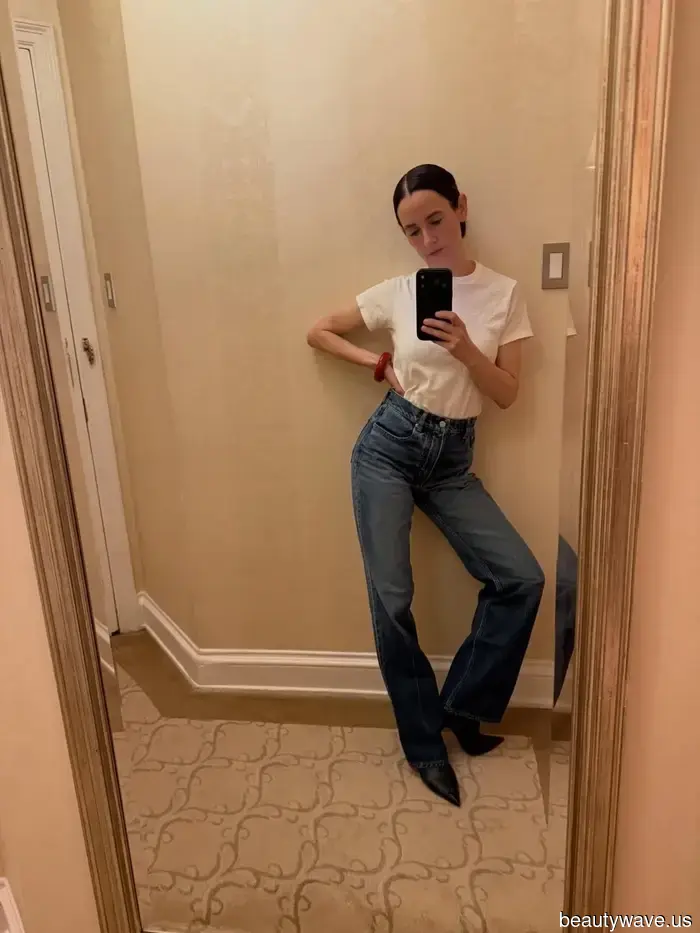 Wenn Sie diesen Sommer schick aussehen möchten, tauschen Sie Barrel-Jeans gegen einen dieser 6 Denim-Trends aus.