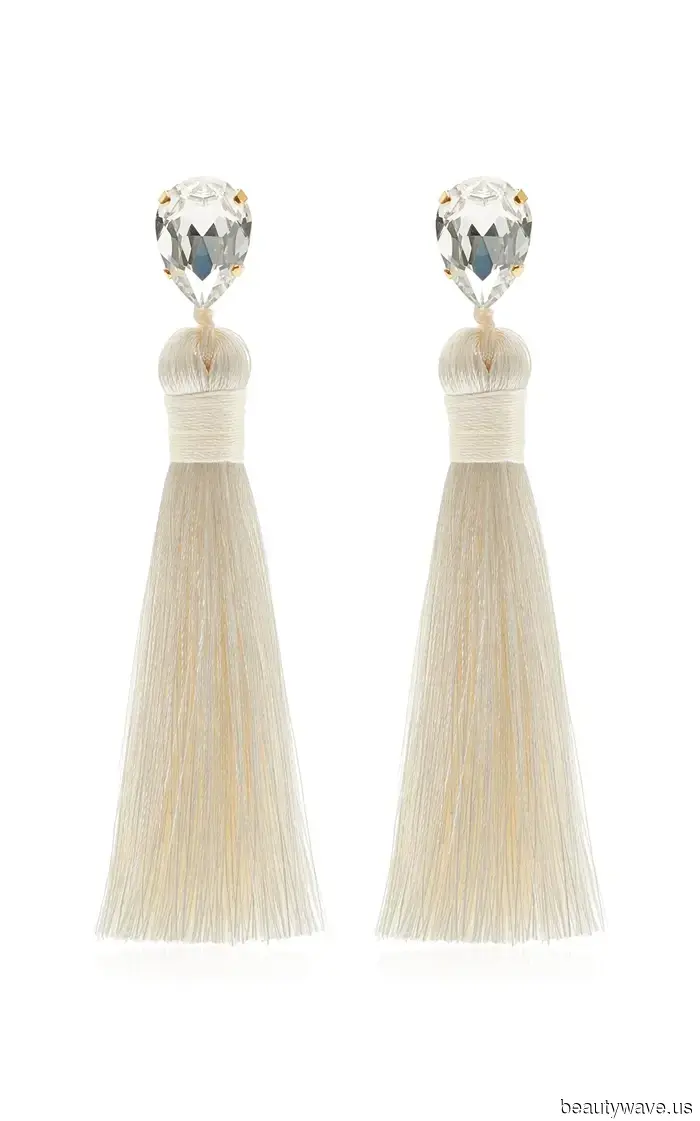 Everything You Need: What to Wear While Hosting During the Holiday Season