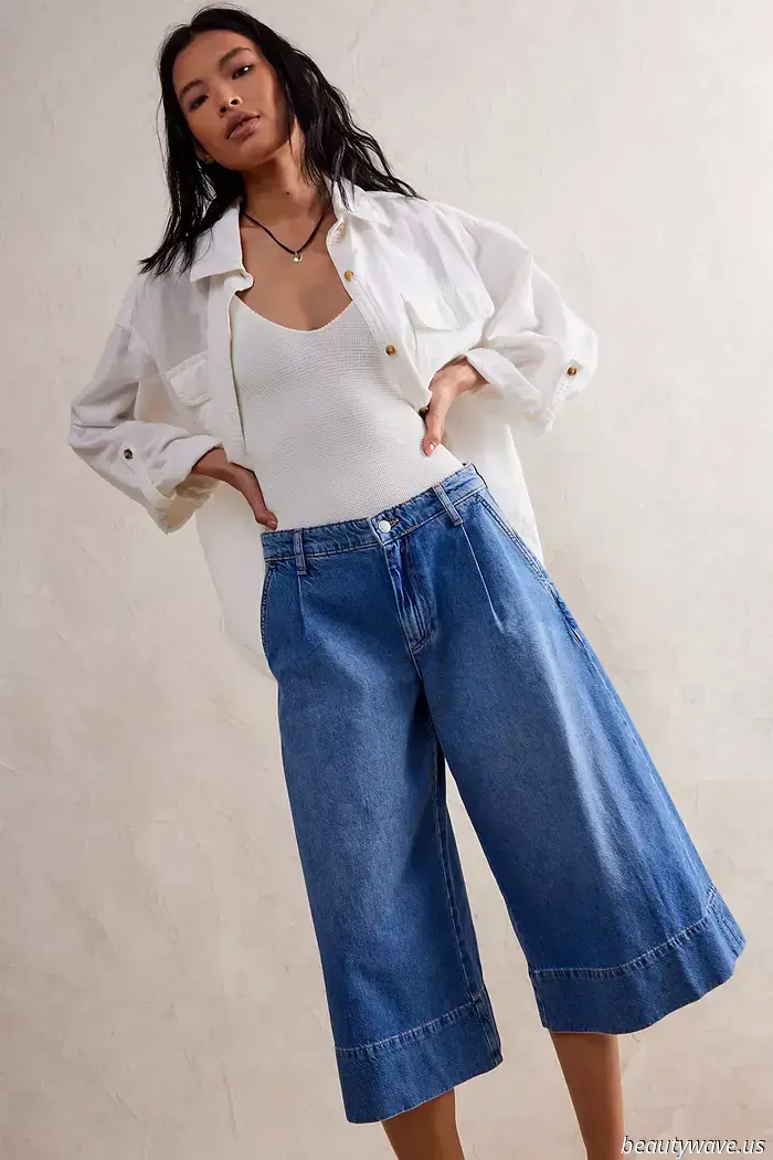 When I spot someone sporting this trend that's neither jeans nor shorts paired with sneakers, I can tell they're into fashion.