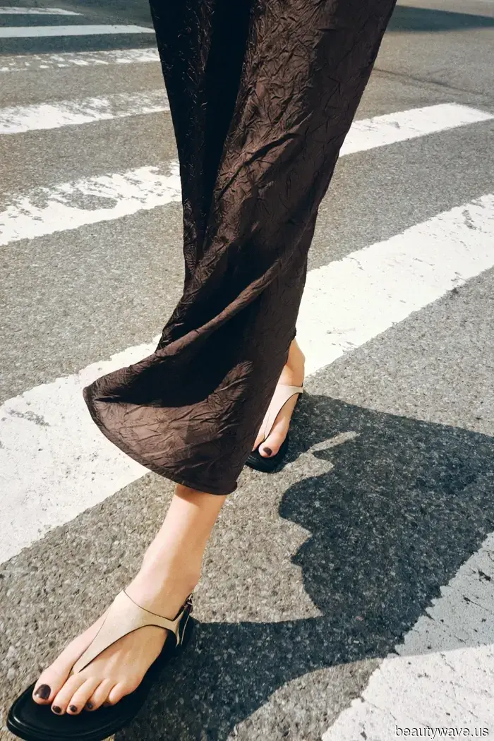 I've learned the tough way that I should never travel without packing this essential shoe style.