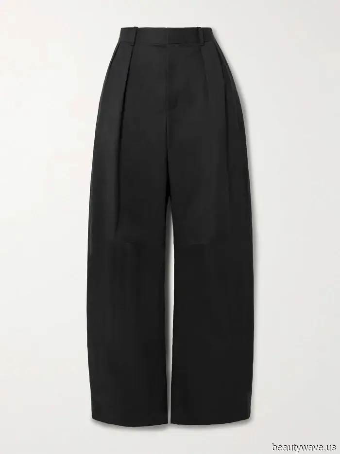 I pantaloni su misura iconici di COS hanno appena ricevuto un aggiornamento per il 2025&mdash;li indosso già in continuazione.