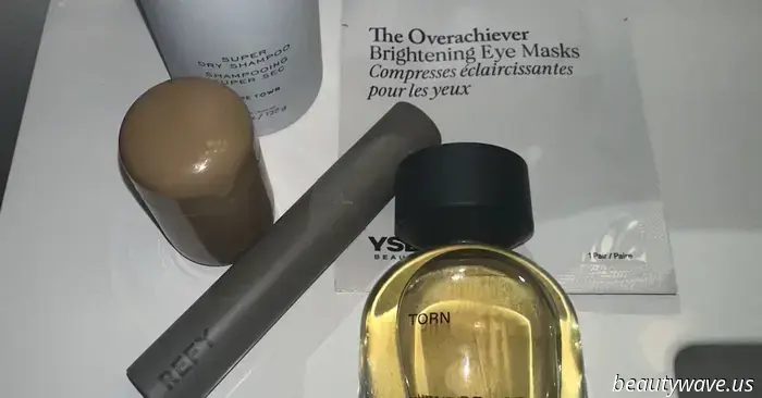 Безошибочные румяна, тушь для порхающих ресниц и мой любимый сухой шампунь: 5 моих самых часто используемых средств сейчас со скидкой в Sephora.