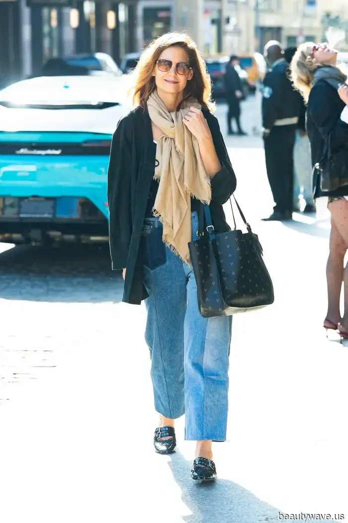 Not White Sneakers, Not Loafers—These Footwear Options are Essential for Enhancing Your Cropped Jeans.