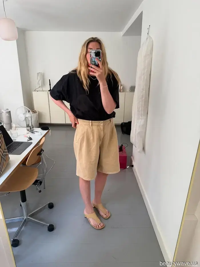 Tieni i Jeans Basic&mdash;Questa tendenza in denim "datata" sta tornando di moda