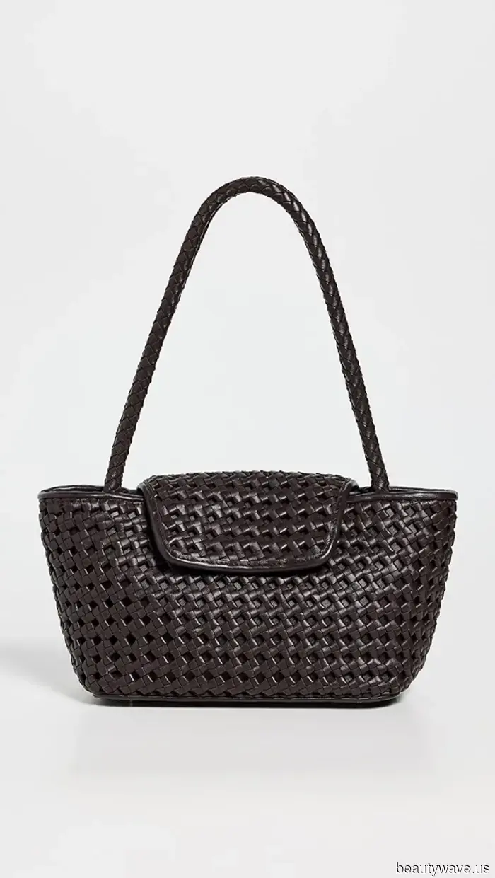 I’m a Senior Shopping Editor—These 25 Shopbop items on sale have my full focus.