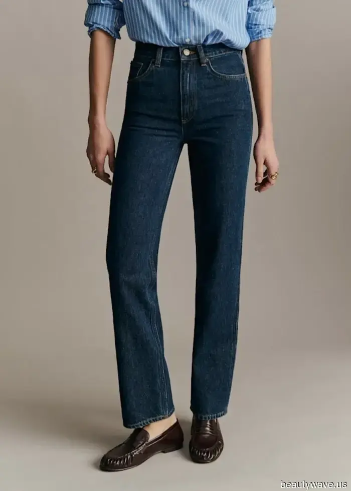 How to Identify an Elegant It Girl in Autumn 2026—With These Classic Jeans and This Popular Shoe