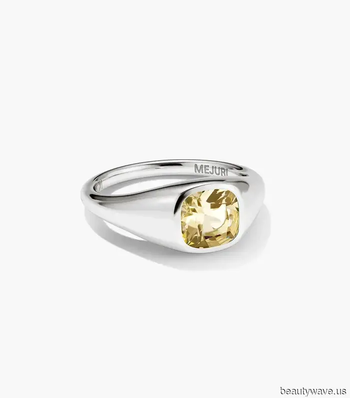 Sono un'editor di moda della Gen Z con sede a Brooklyn&mdash;31 cose che sto acquistando per sembrare alla moda questa primavera