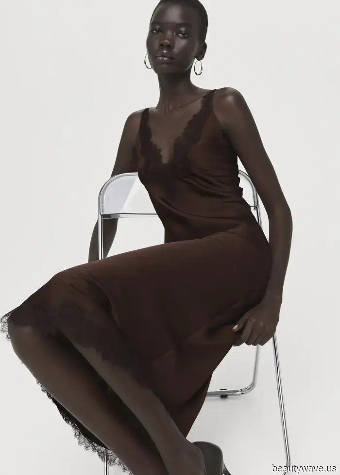 From Low-Rise Bootcut Jeans to Napoleon Jackets: 7 Trends Set to Return in 2026