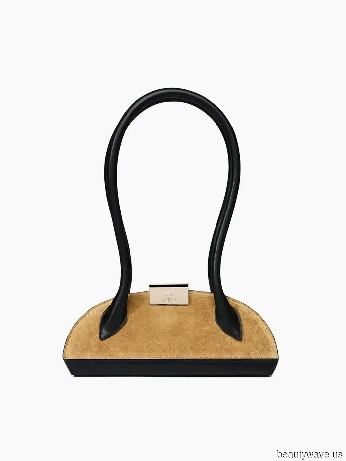 This Unnoticed French Girl 'It' Bag Earned Me Countless Compliments from Fashion Week Attendees.