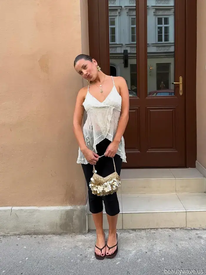 Leggings Are All I Feel Like Wearing at the Moment—These 5 Tops Make Them Appear Thoughtful