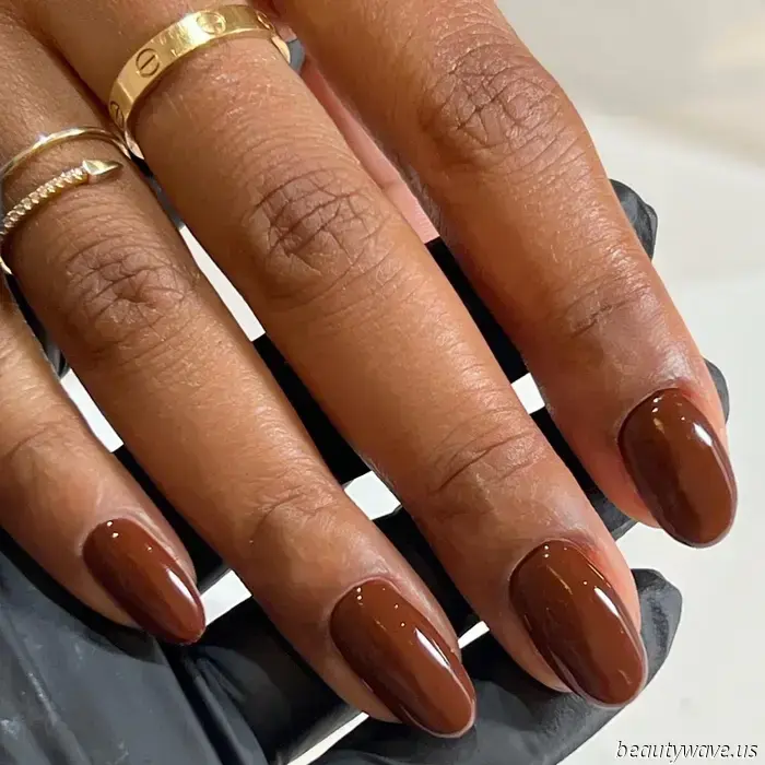 Chestnut Nails Are Already Becoming Popular This Autumn—Here's How to Style Them