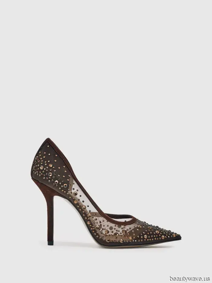 Apologies, Flats, but fashionable individuals are currently opting for these party-ready heel trends instead.