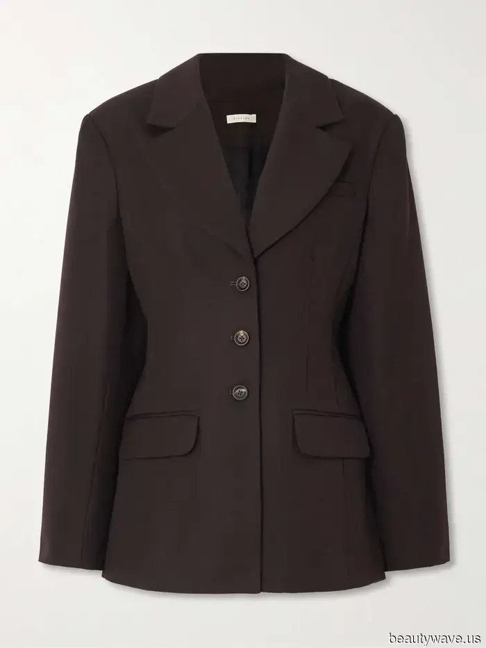 We’re selective fashion editors—here are the only items that deserve a spot on our winter wish lists.