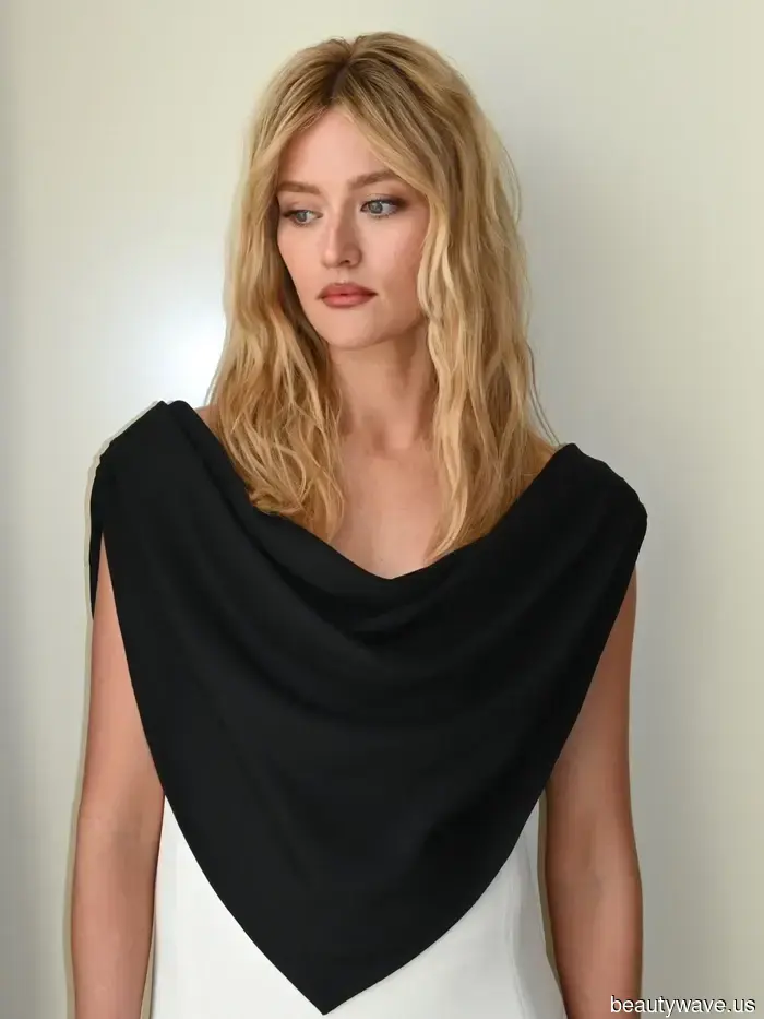 Experts concur: Ribbon highlights are the summer solution for achieving an expensive-looking hairstyle.