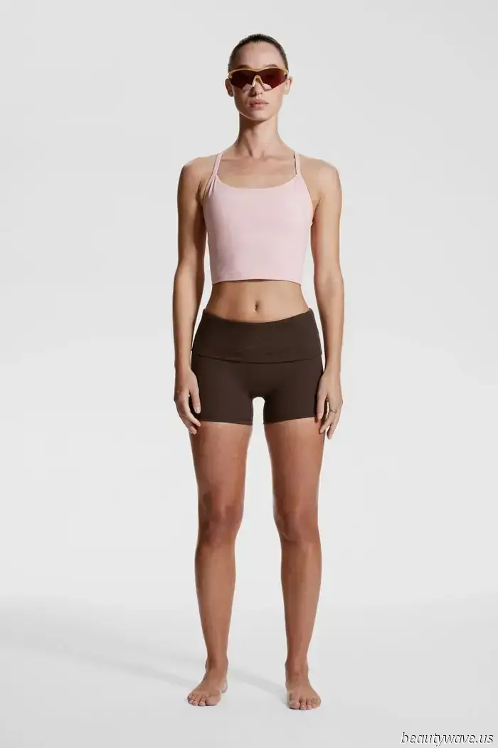 Neither leggings nor bike shorts: The precise activewear trend that fashion-forward girls in L.A. don for Pilates and gym sessions.