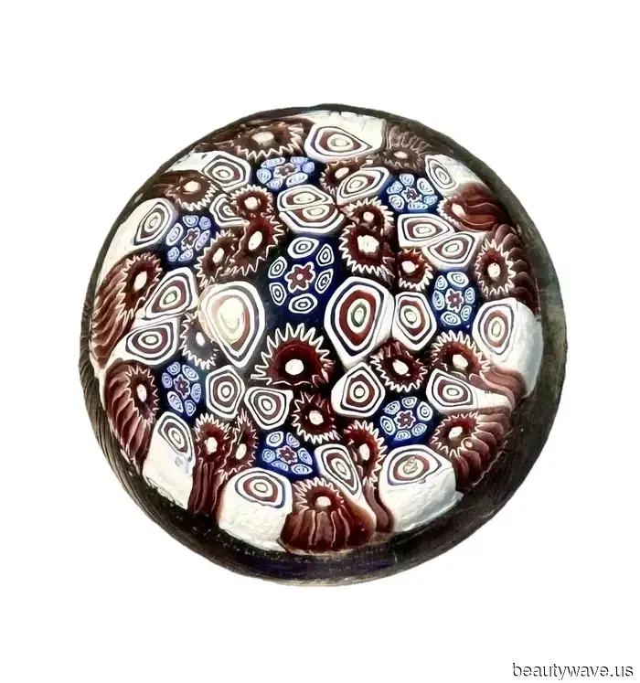 Store owner and writer Laurel Pantin shared with me her stylish holiday gift selections.