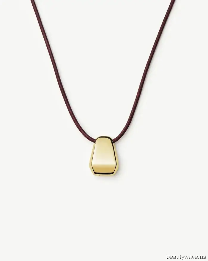 Si la elegancia simple es tu estilo de verano, querrás probar uno de estos 5 bonitos conjuntos de vestido.