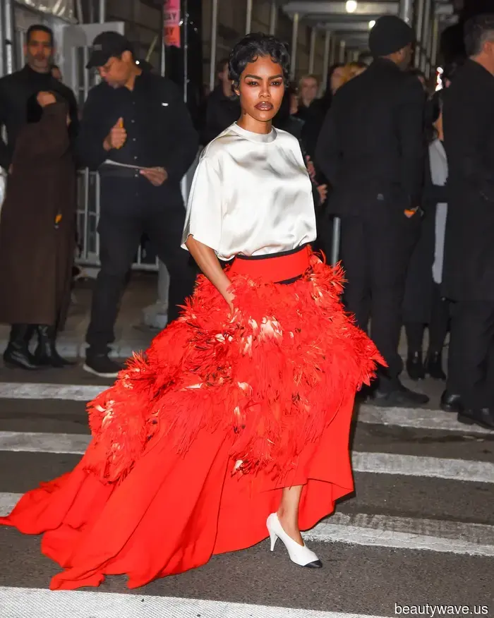 No cuñas, no stilettos&mdash;esta es la nueva tendencia en tacones que la gente de moda está usando en su lugar.