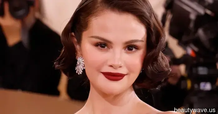 Selena Gomez's "Velvet Noir" nails highlight one of the most overlooked nail shades from Chanel, in my opinion.